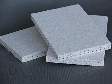 珍珠巖防火板的特點有哪些？